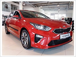 Ochranné boční lišty dveří Kia Ceed 2018- hatchback + combi CW