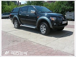 Ochranné boční lišty dveří Mitsubishi L200 2006-2011