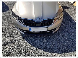 Škoda Octavia III Facelift 2017-  nástavec předního nárazníku GLOSSY BLACK