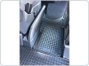 Gumové koberce VW Transporter T5, T6 2003-2021 1.řada 2.místa